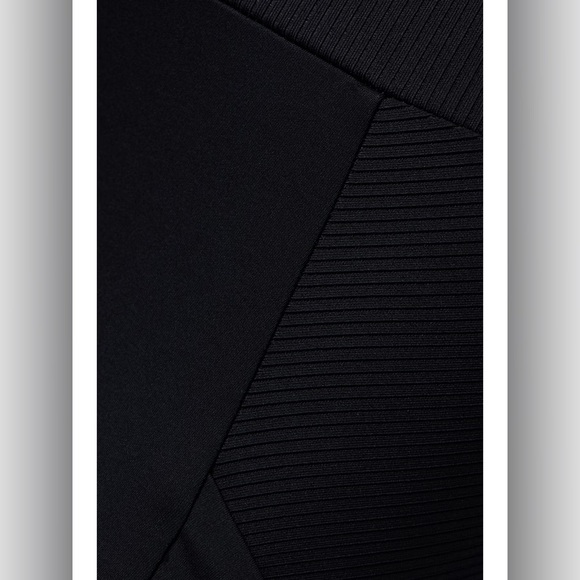 Alo Airlift Ribbed High-Waist Enchancted Legging - Picture 3 of 8